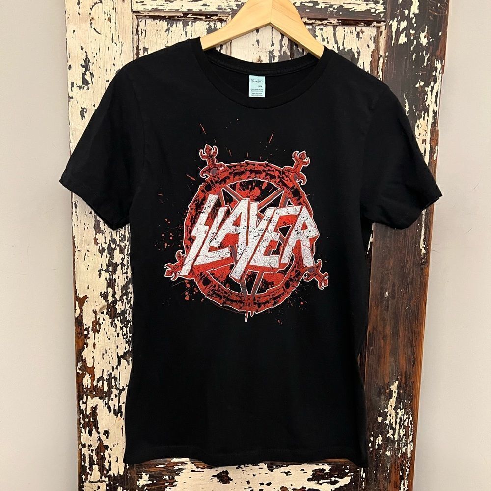 EUC Unisex Slayer T-shirt. Size Medium.